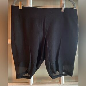 Black Mesh Hem Bike Short